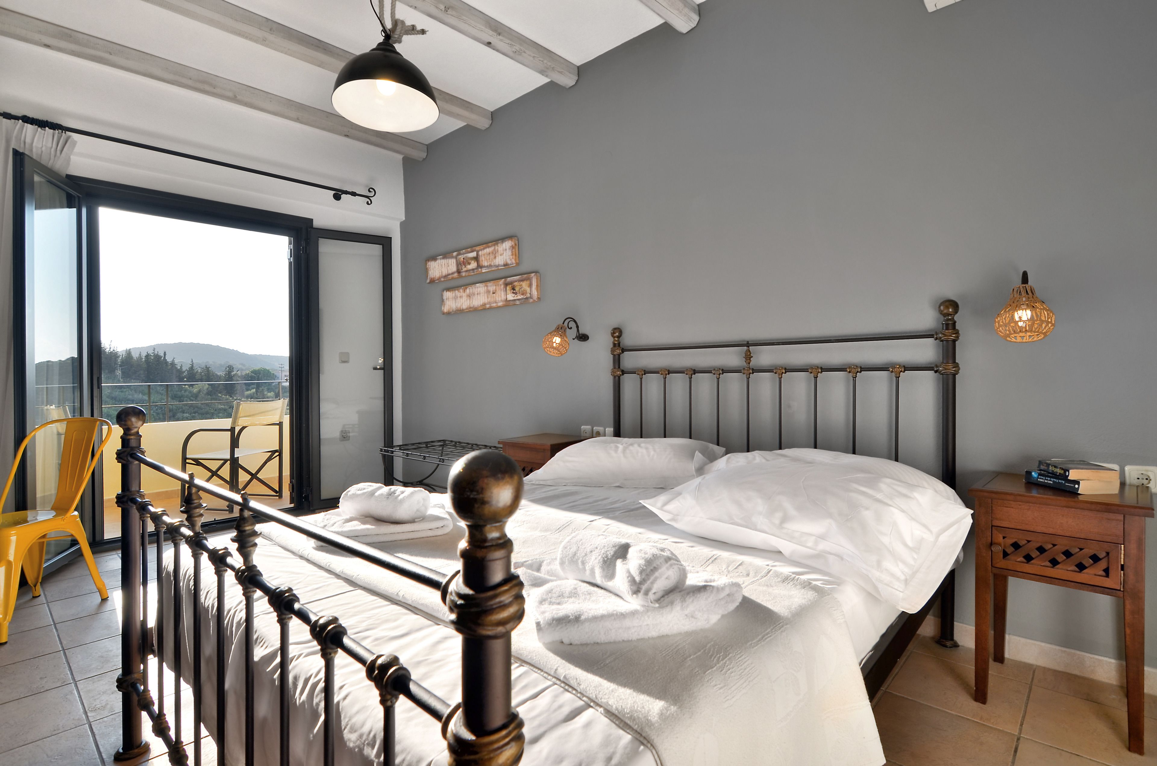 Apartament, 1 dormitori, vistes al mar | 1 dormitori, caixa forta a l'habitació i escriptori 