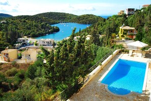 Exterior - Niriides Apartments (Igoumenitsa)