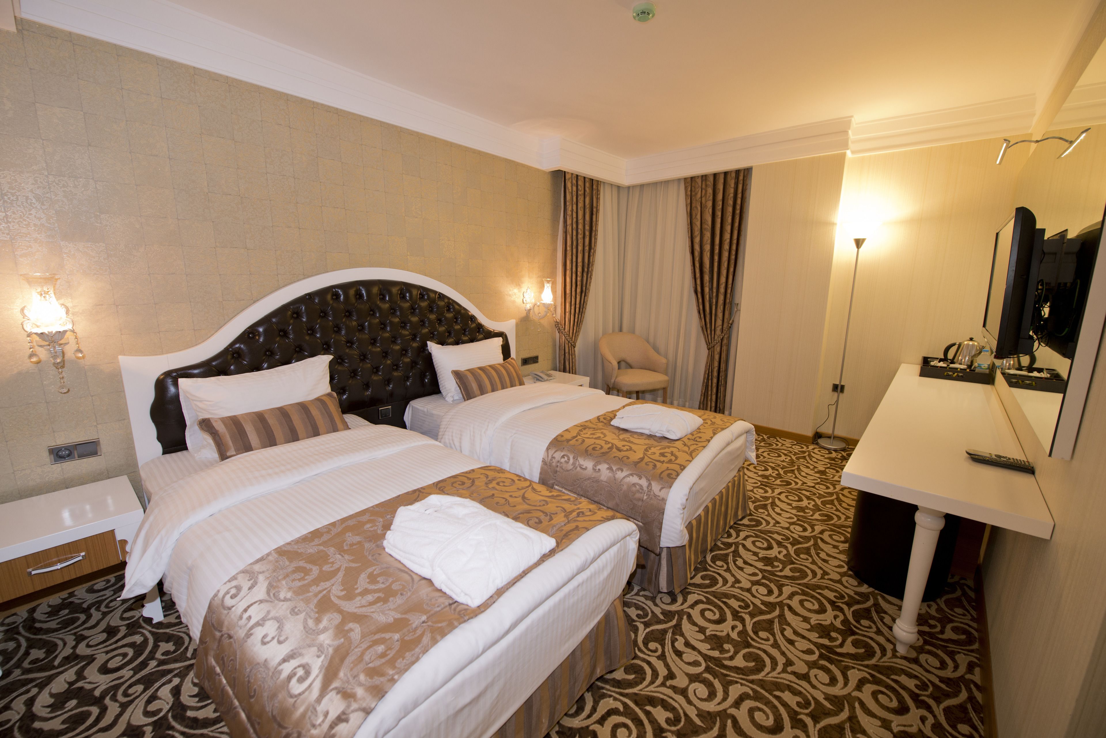 Standard Twin Room | Premium bedding, down comforters, minibar, in-room safe