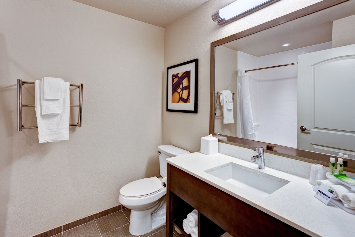 desk, blackout curtains, iron/ironing board, free cots/infant beds