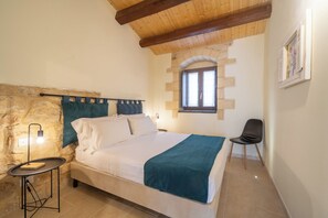 Camera Junior | Biancheria da letto di alta qualità, materassi in memory foam, minibar