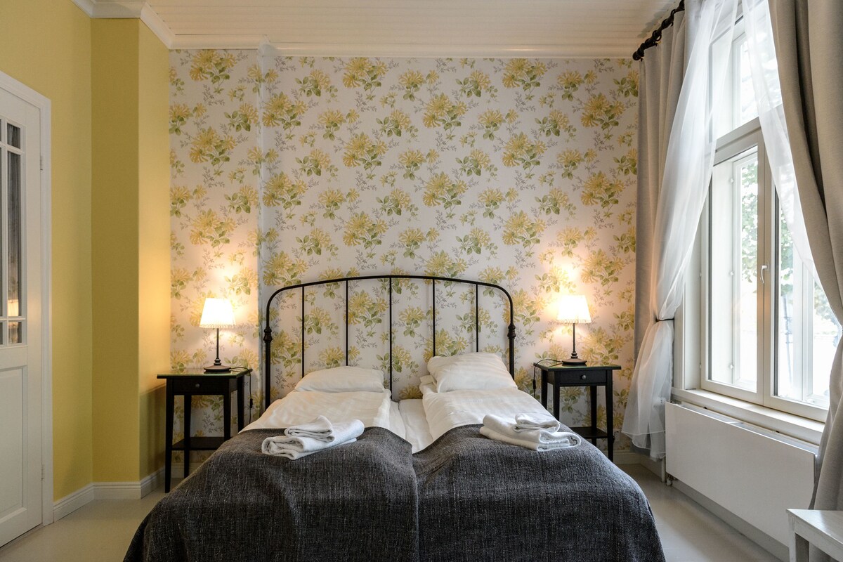 A2 One-bedroom apartment Caprifolia, Bulevardi 19 (Private Bathroom)
