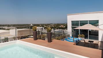 Alberca al aire libre