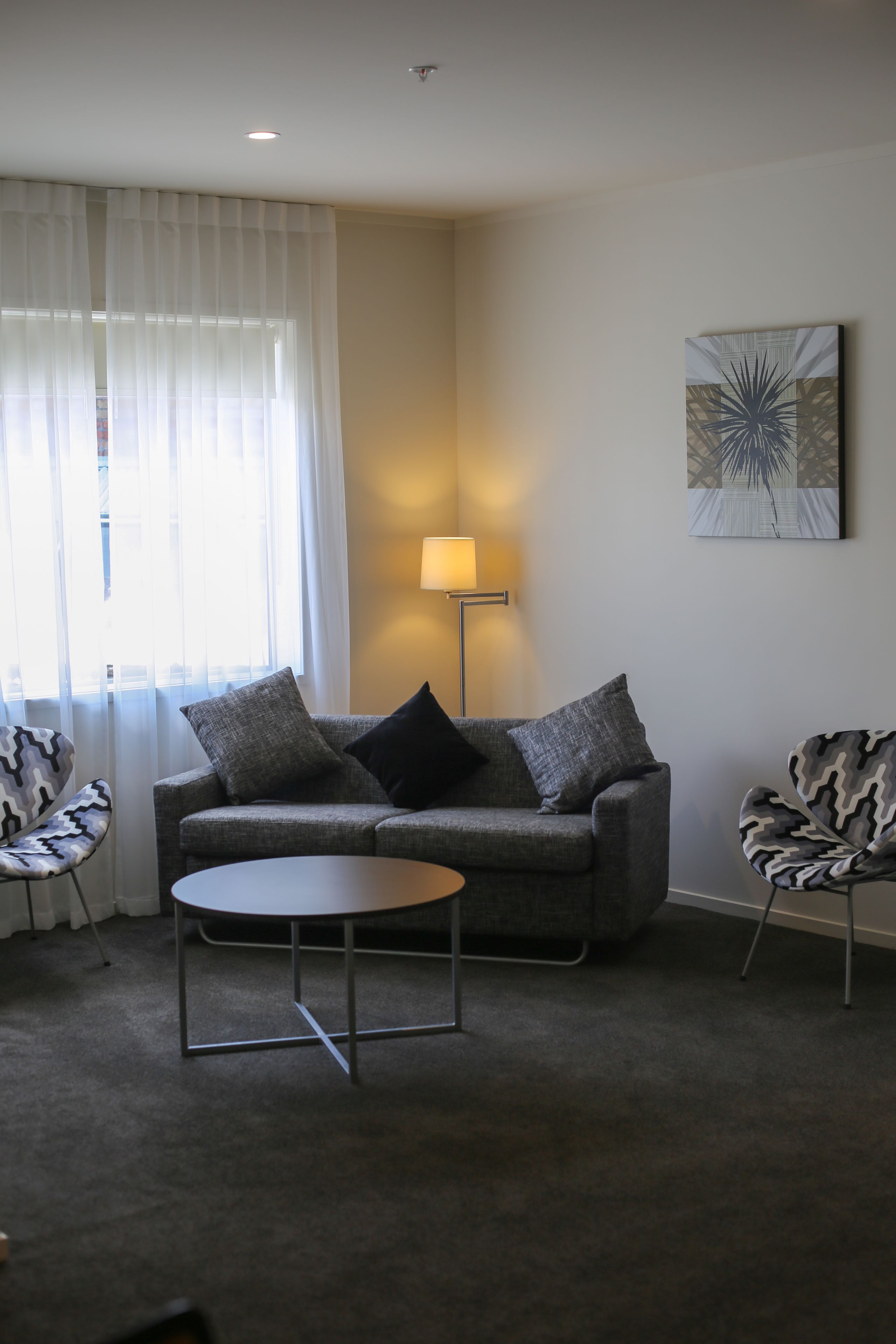 apartment, 2 bedrooms | living room | flat-screen tv, pay films
