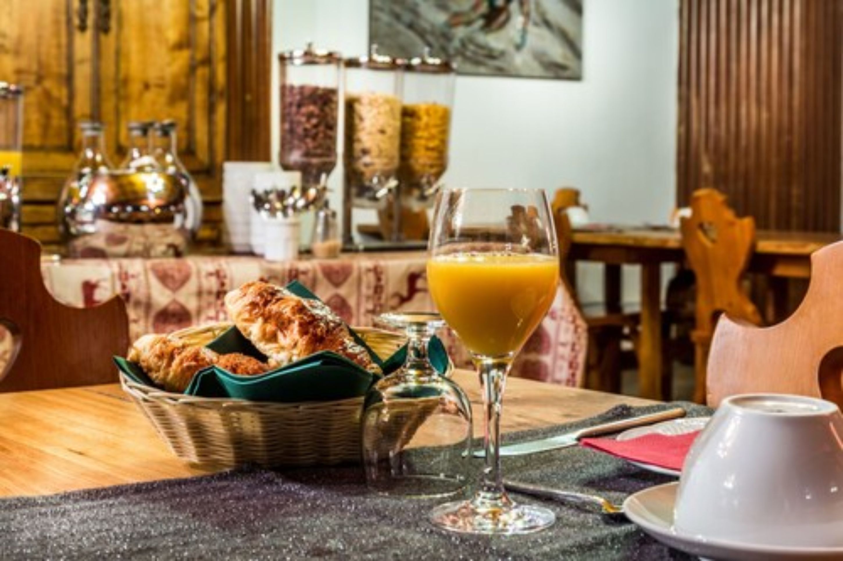daily buffet breakfast (eur 12 per person)