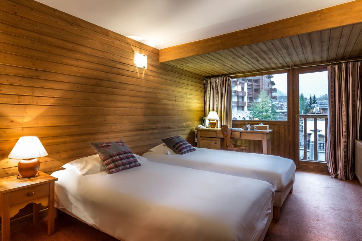 classic double or twin room | 1 bedroom, frette italian sheets, in-room safe, soundproofing