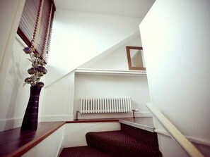 Apartment, 2 Bedrooms, City View (Duplex) | Staircase