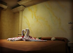 Standard Room, 1 King Bed, Non Smoking - Motel Costa Express (Cancun)