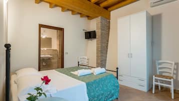 Deluxe-Apartment, 1 Schlafzimmer, barrierefrei | Verdunkelungsvorhänge, Bügeleisen/Bügelbrett, kostenloses WLAN