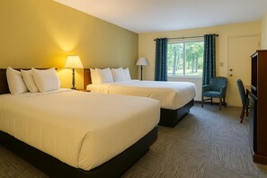 Comfort Double Room, 2 Queen Beds, Golf View | Desk, rollaway beds, free WiFi, bed sheets - Alpine Lake Resort (Terra Alta)