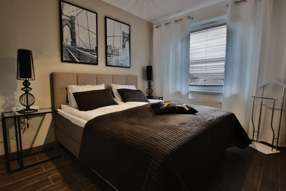 Appartamento Superior, 1 letto king | 1 camera, una scrivania, ferro/asse da stiro, Wi-Fi gratuito