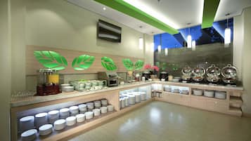 Daily buffet breakfast (IDR 65000 per person)
