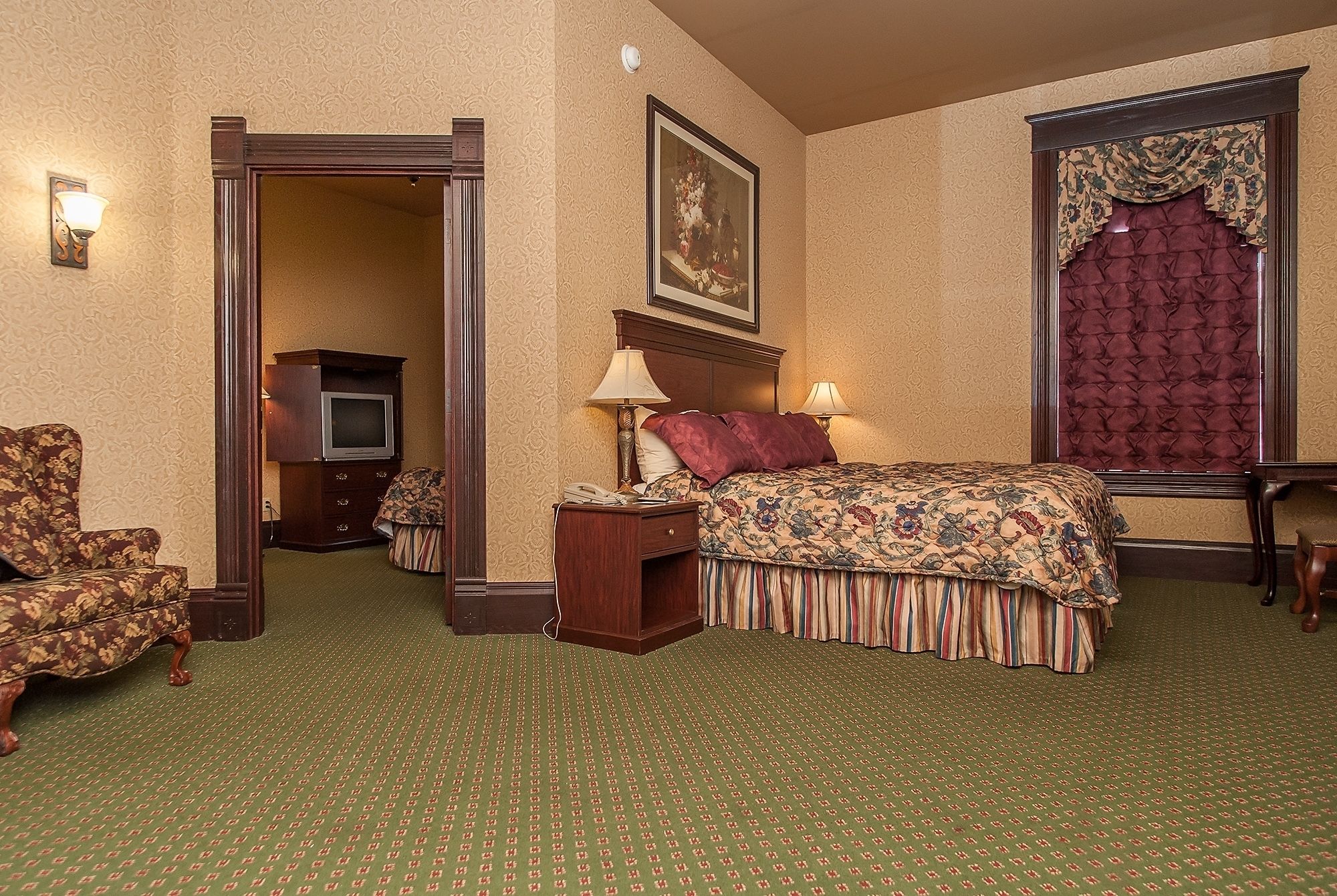 in-room safe, iron/ironing board, free wifi, bed sheets