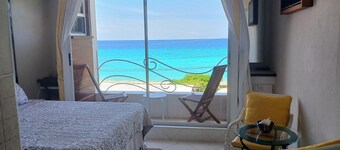 Coral Lane Beach Apartments