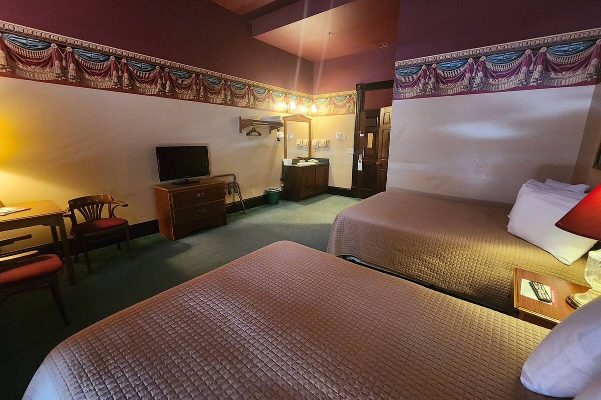 room, 2 double beds, non smoking | free wifi, wheelchair access