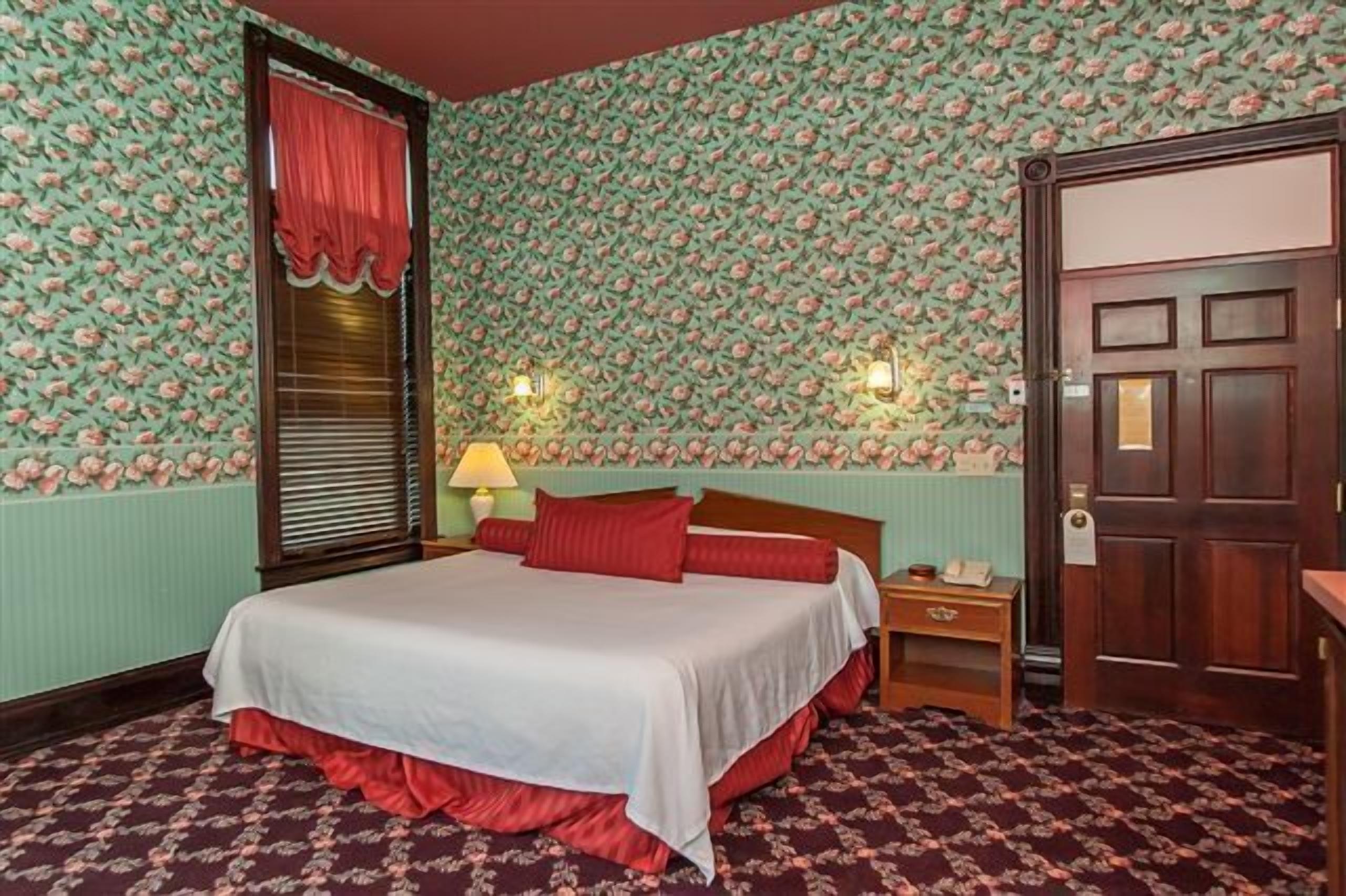 free wifi, wheelchair access