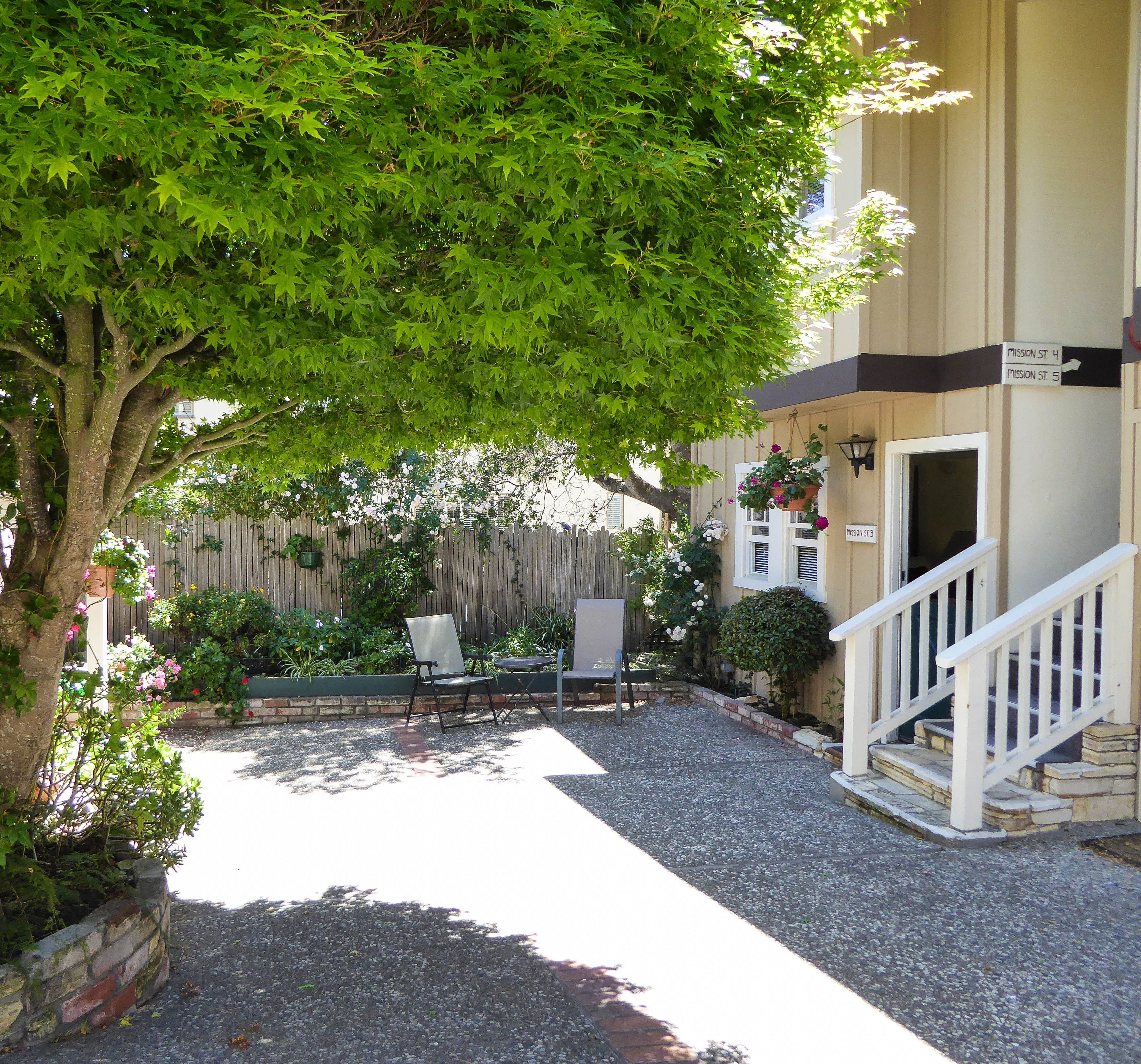 Photo - Briarwood Inn