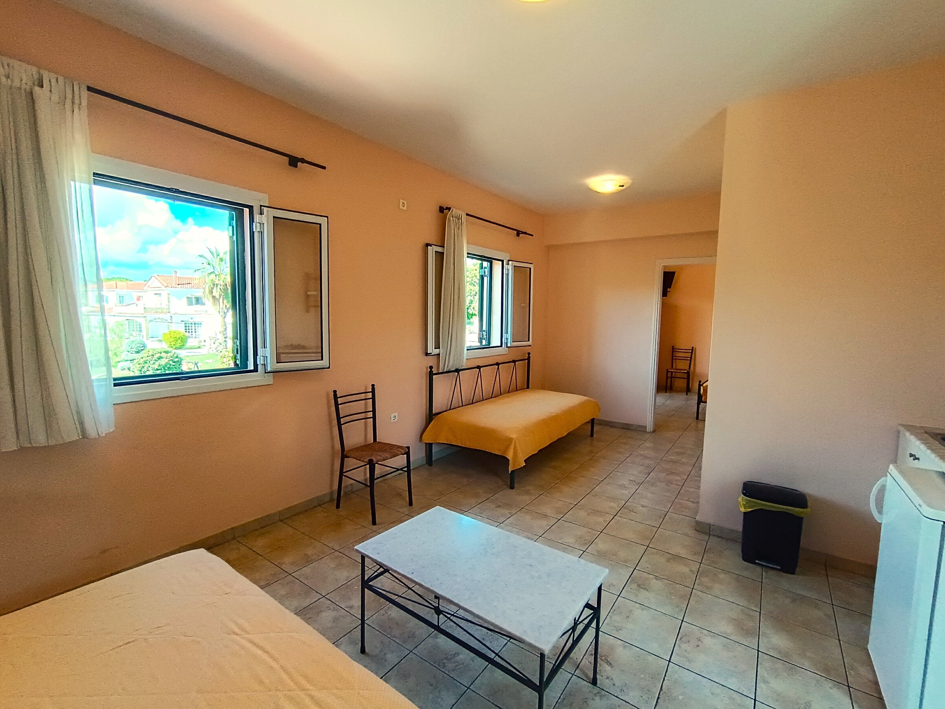 Desk, soundproofing, cribs (free), rollaway beds (surcharge)