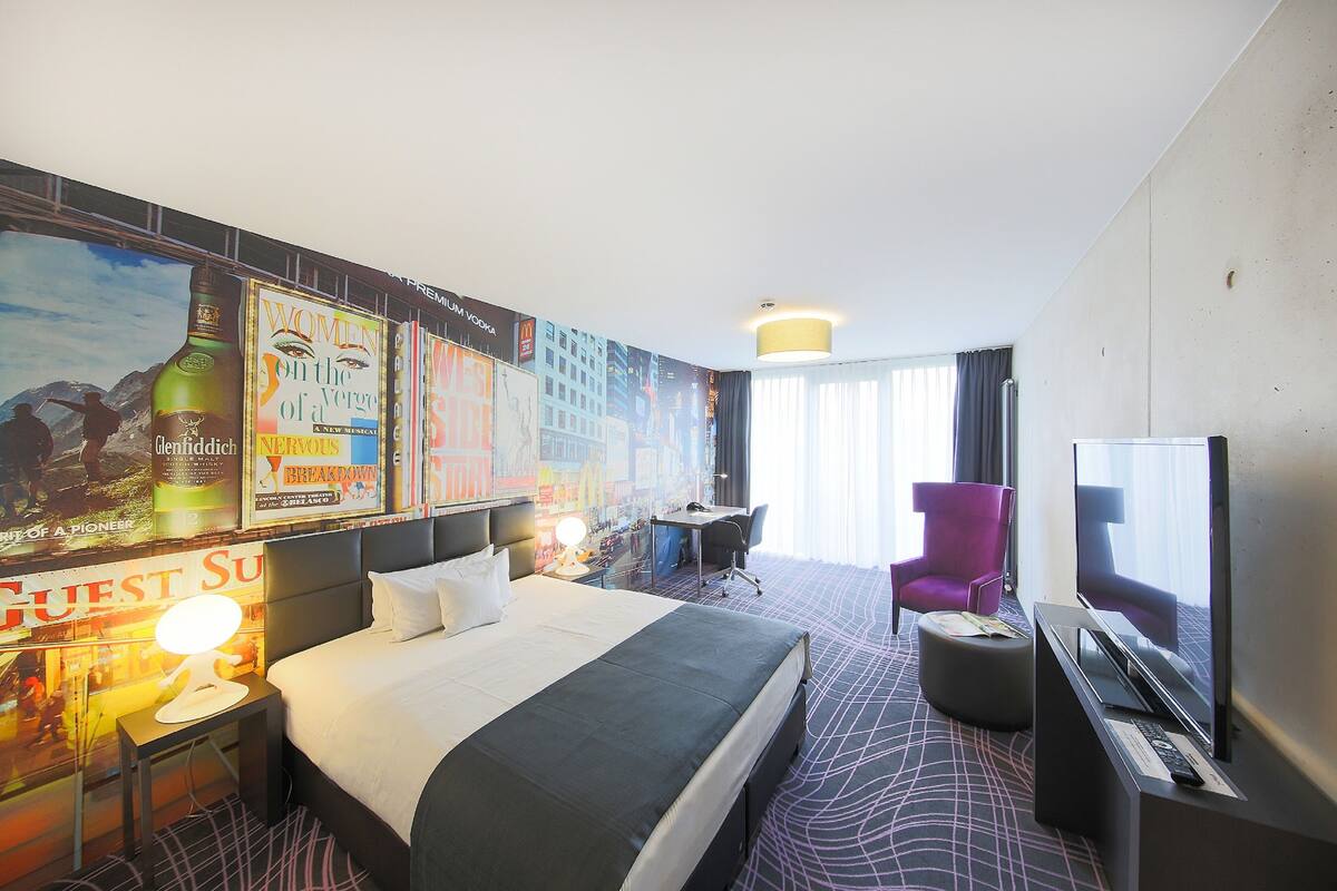 Ropa de cama hipoalergénica y minibar
