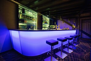 Bar (en la propiedad)