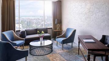 Minibar, in-room safe, desk, laptop workspace