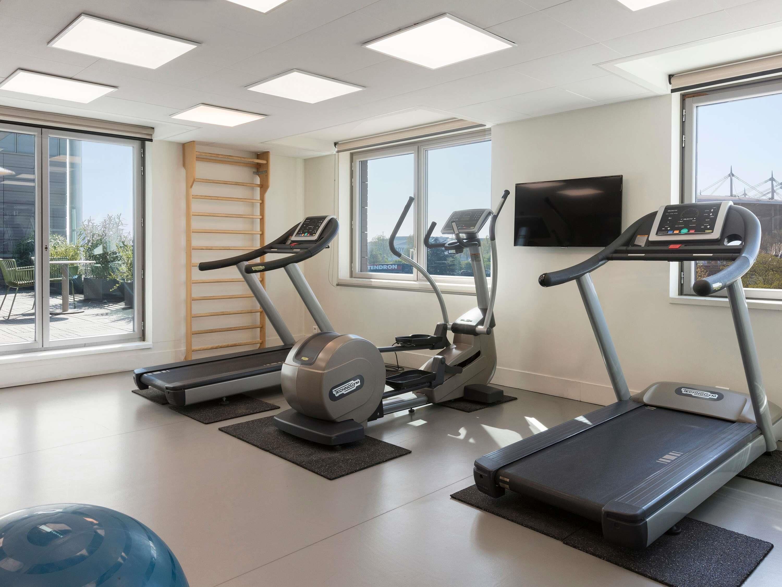 Luxe beddengoed, een minibar, een kluis op de kamer, een bureau