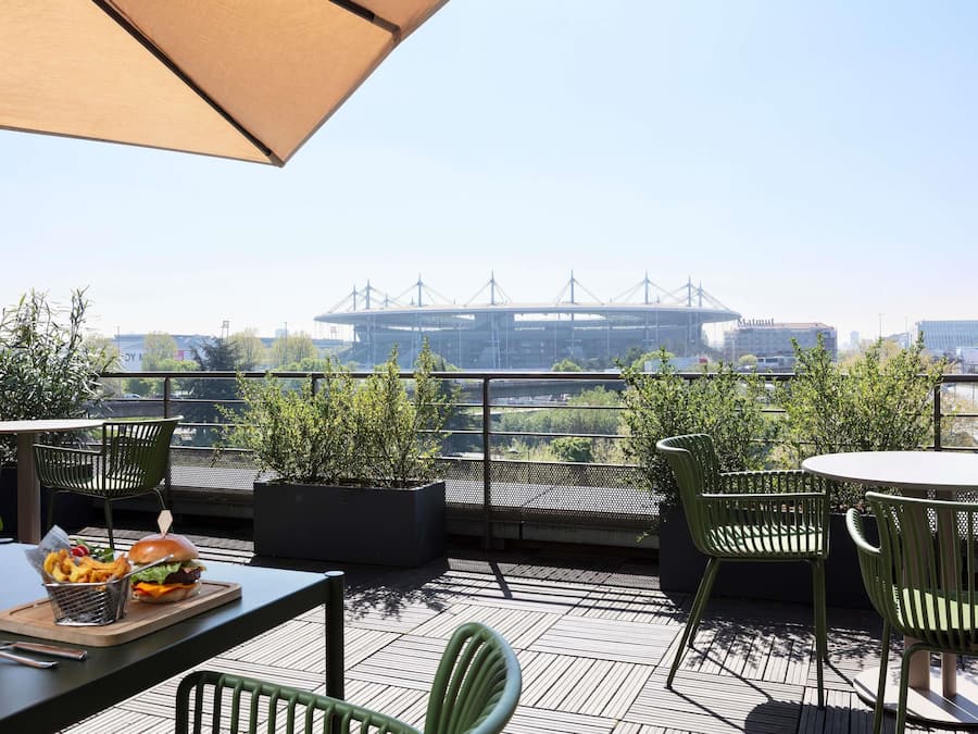 Junior Suite (Eiffel Tower View)