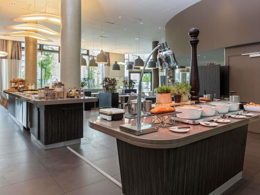 Petit déjeuner préparé sur commande servi tous les jours en supplément