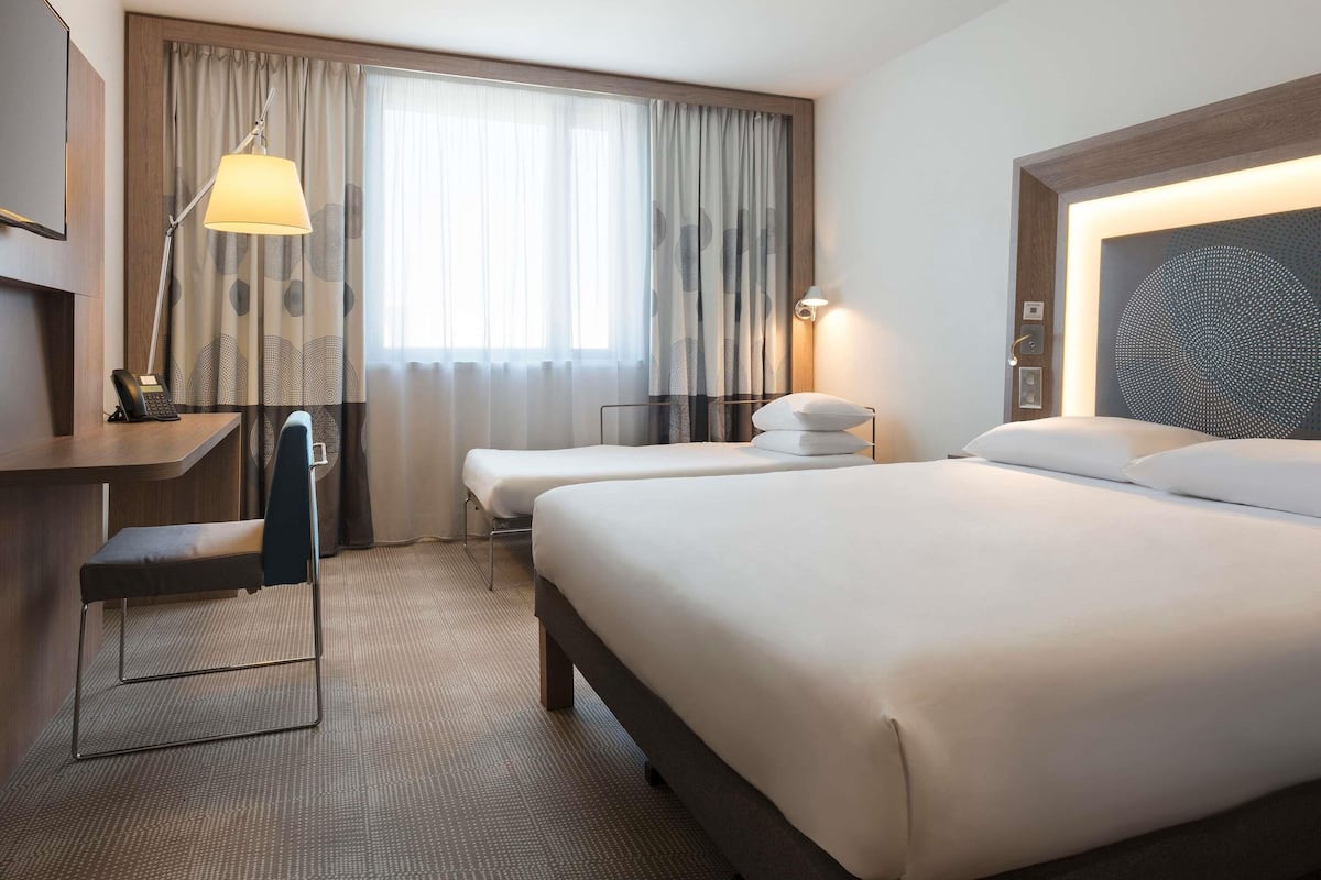 Ropa de cama de alta calidad y minibar