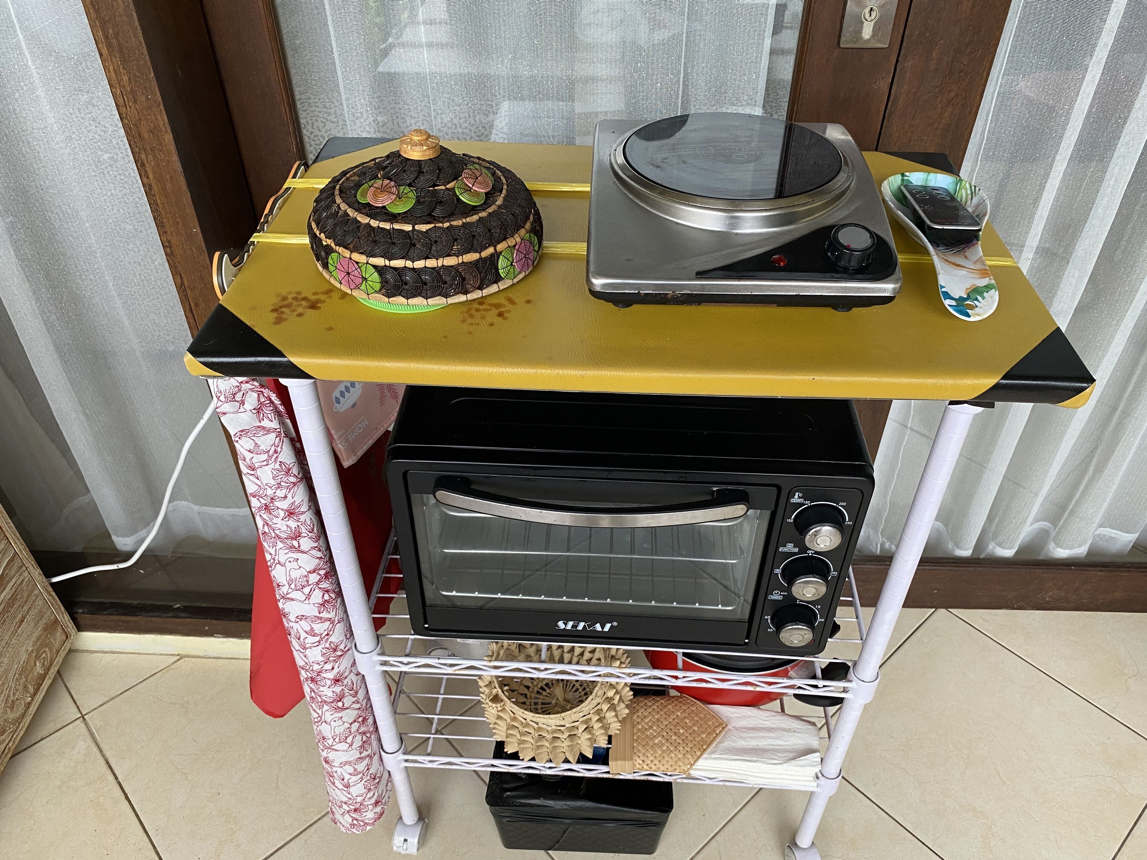 classic twin room, kitchen | private kitchen | electric kettle