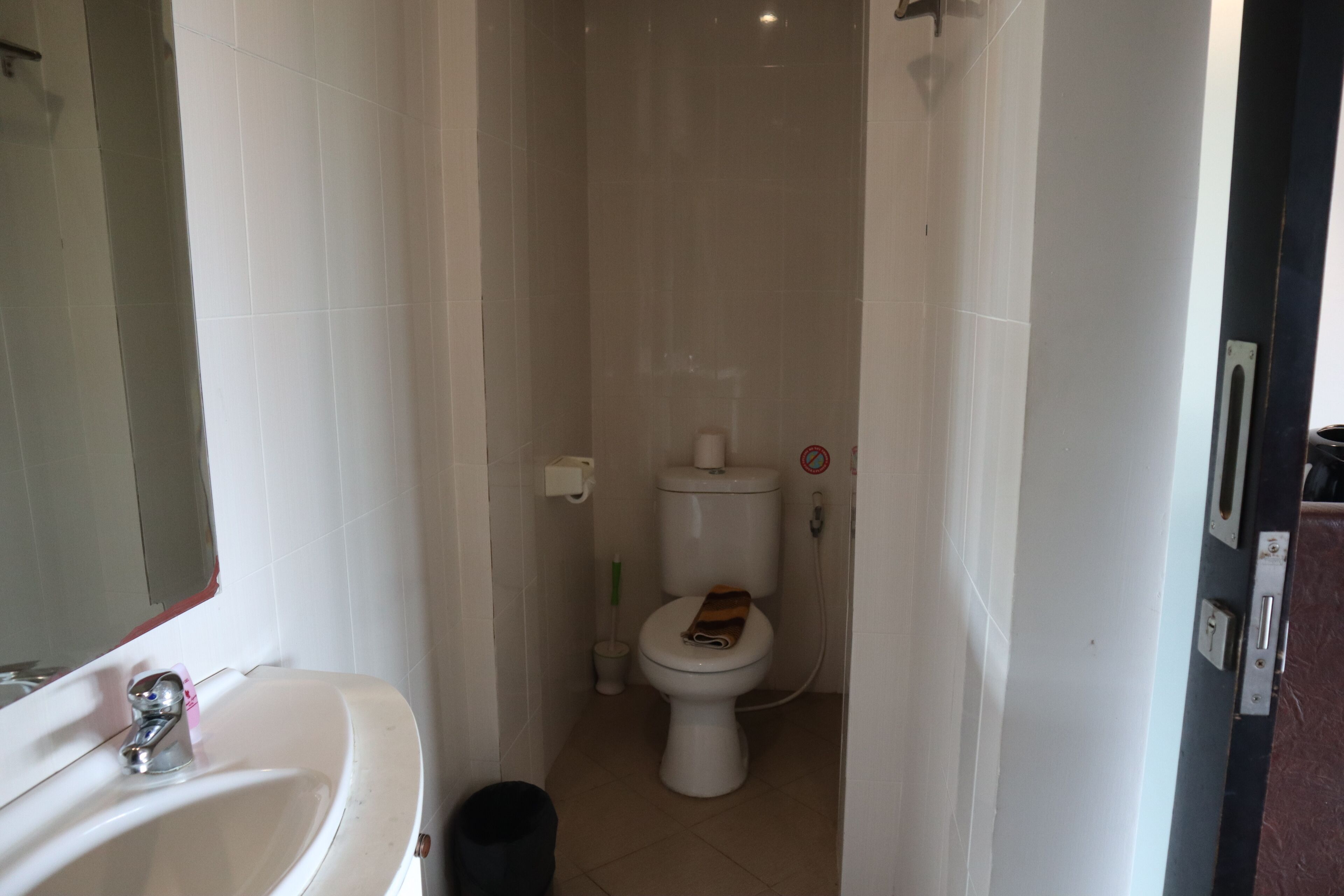 shower, rainfall showerhead, towels