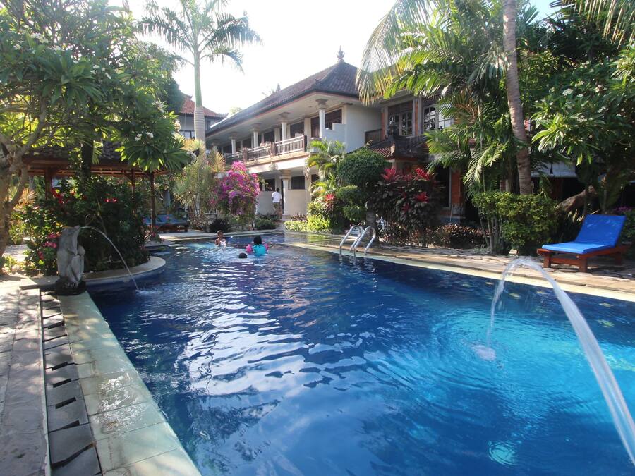 3 outdoor pools