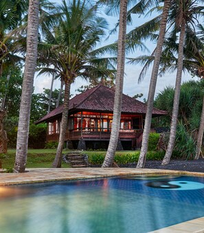1 Bedroom Private Pool Villa | Minibar, desk, free WiFi
