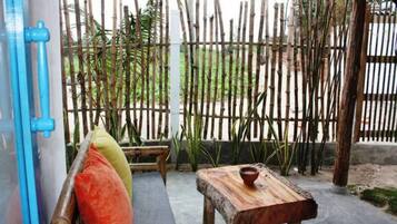 Biệt thự, sát bãi biển | Minibar, két bảo mật tại phòng, bàn