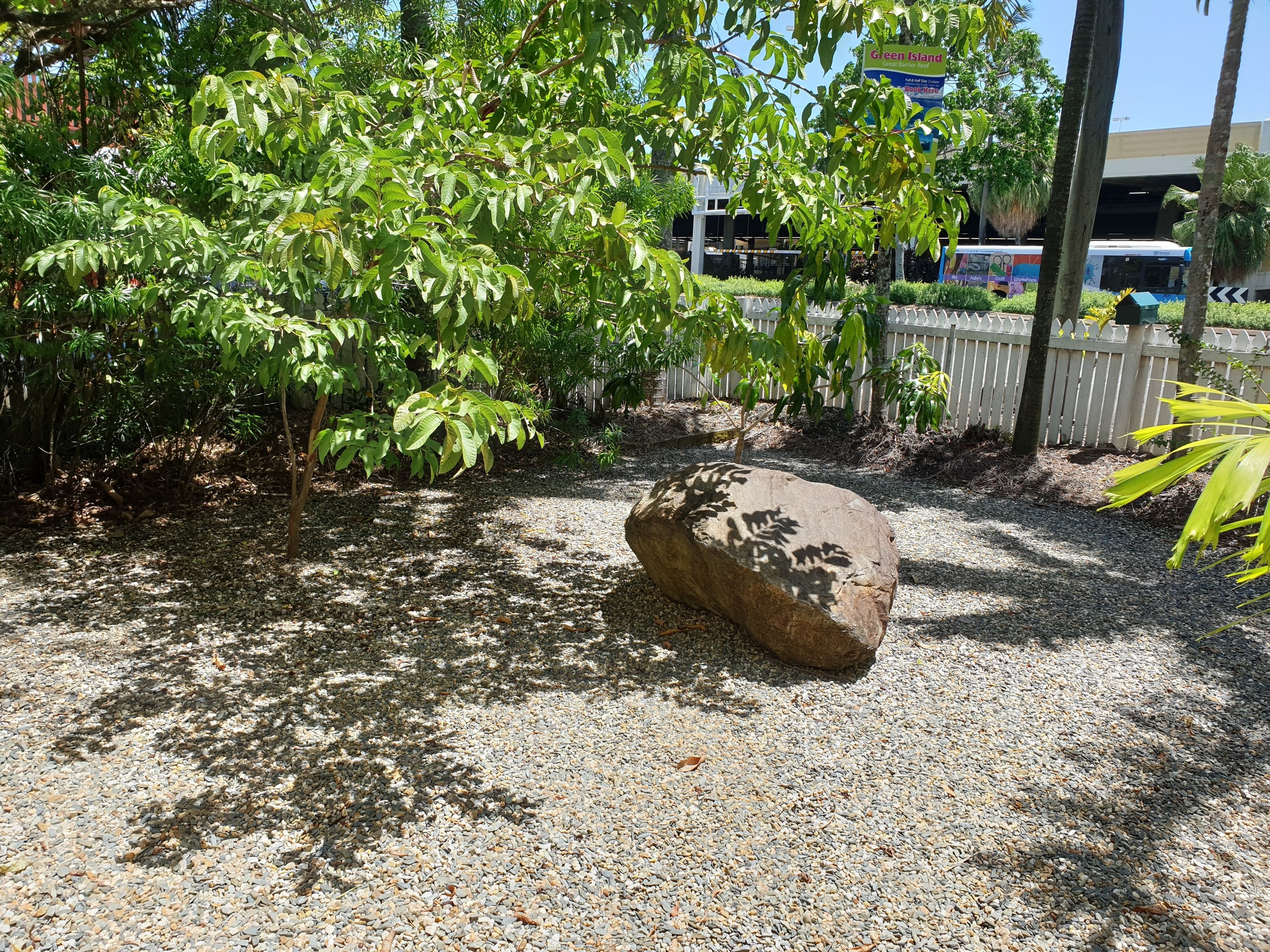 Foto - Travellers Paradise