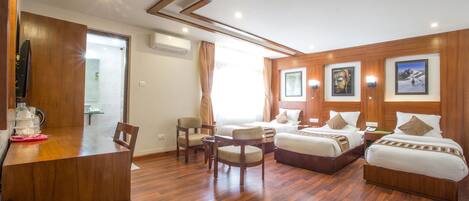 Premium bedding, in-room safe, desk, soundproofing