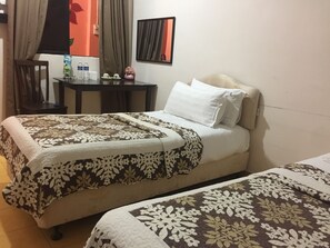 Standard Room, Shared Bathroom | Individually decorated, individually furnished, desk, blackout curtains