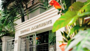 Mặt tiền nơi lưu trú