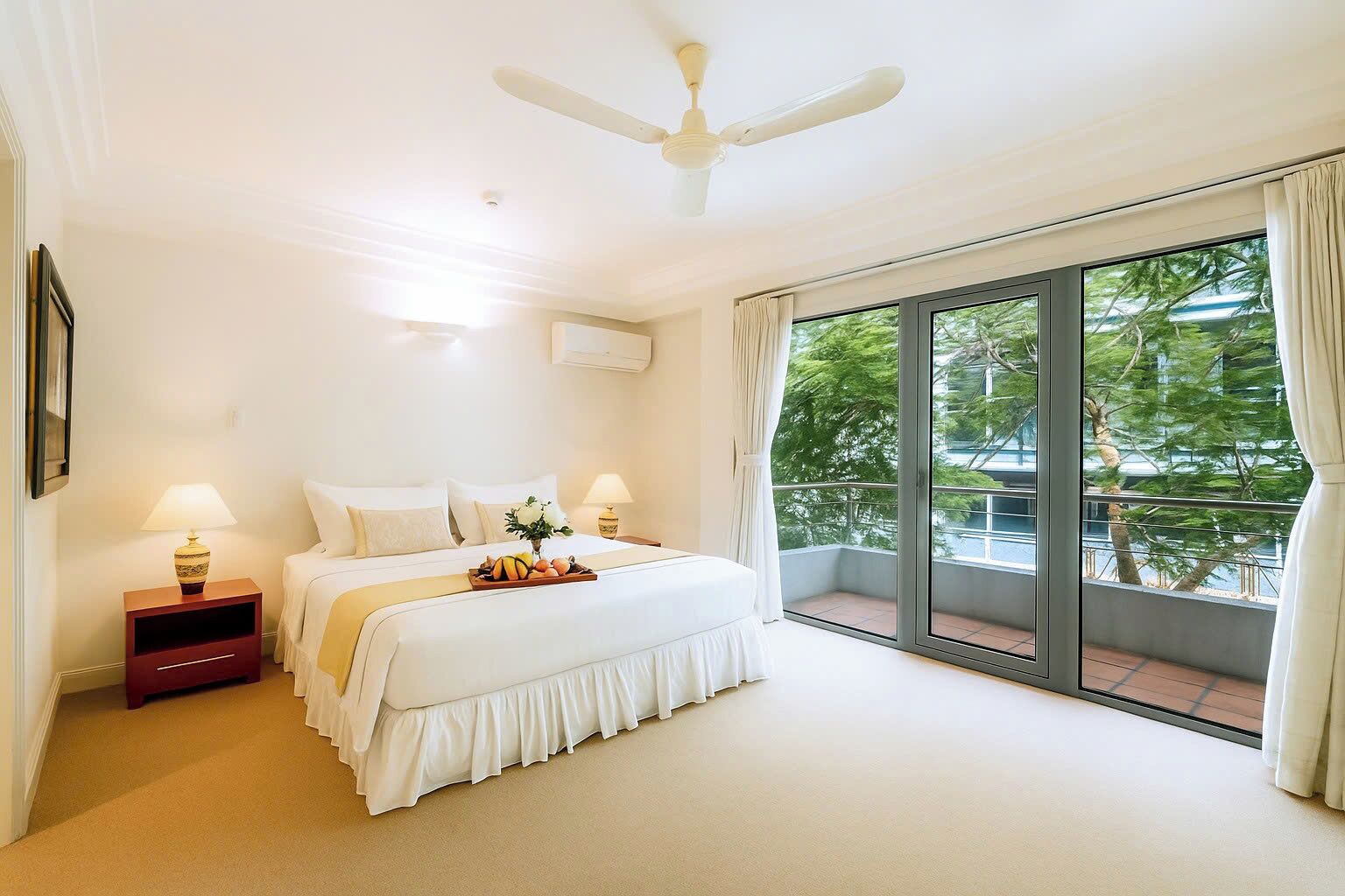 Deluxe Apartment, 2 Bedrooms | 2 bedrooms, in-room safe, desk, blackout curtains