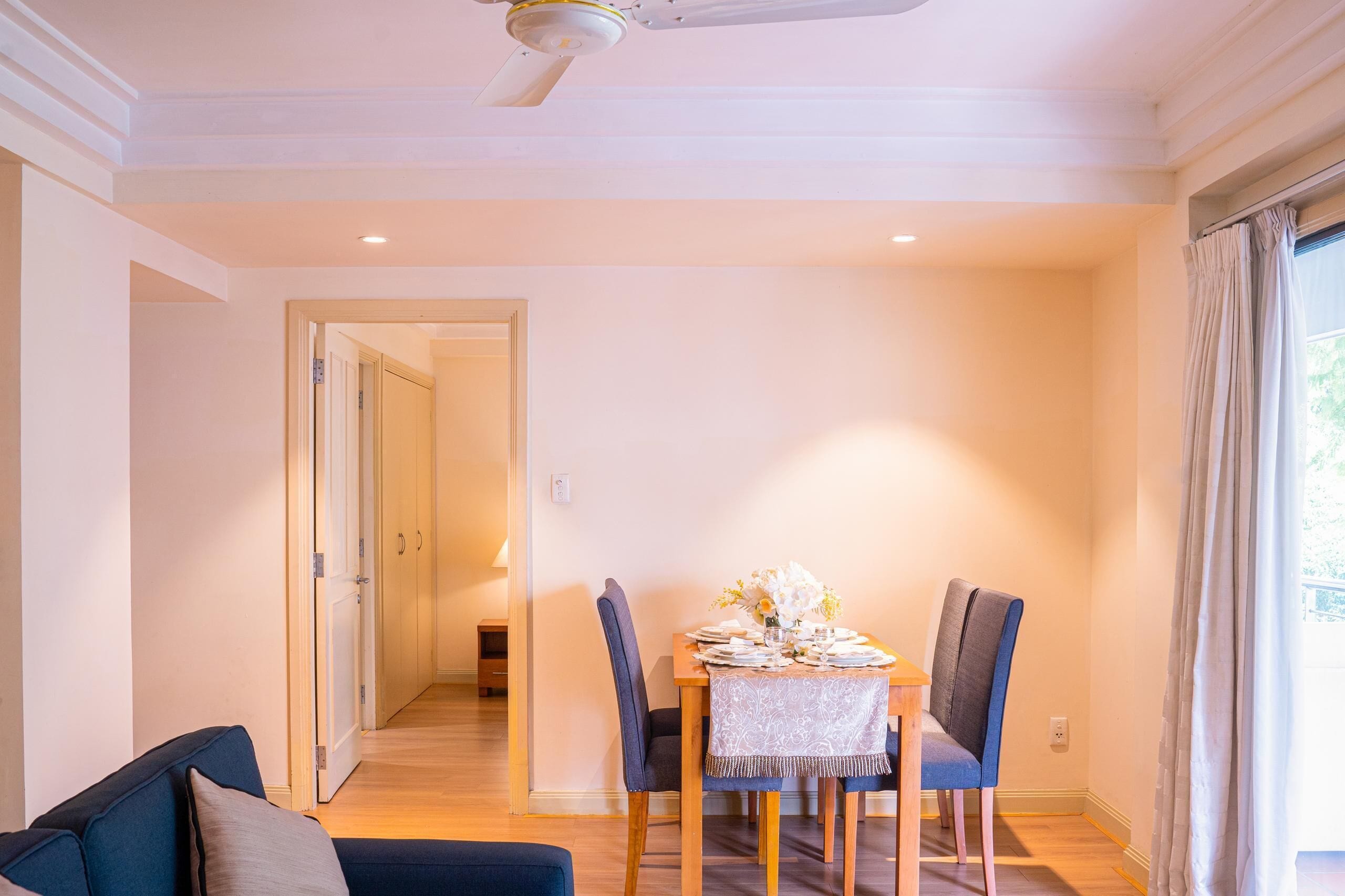 Comfort Apartment, 2 Bedrooms | Living area | 32-inch TV with cable channels