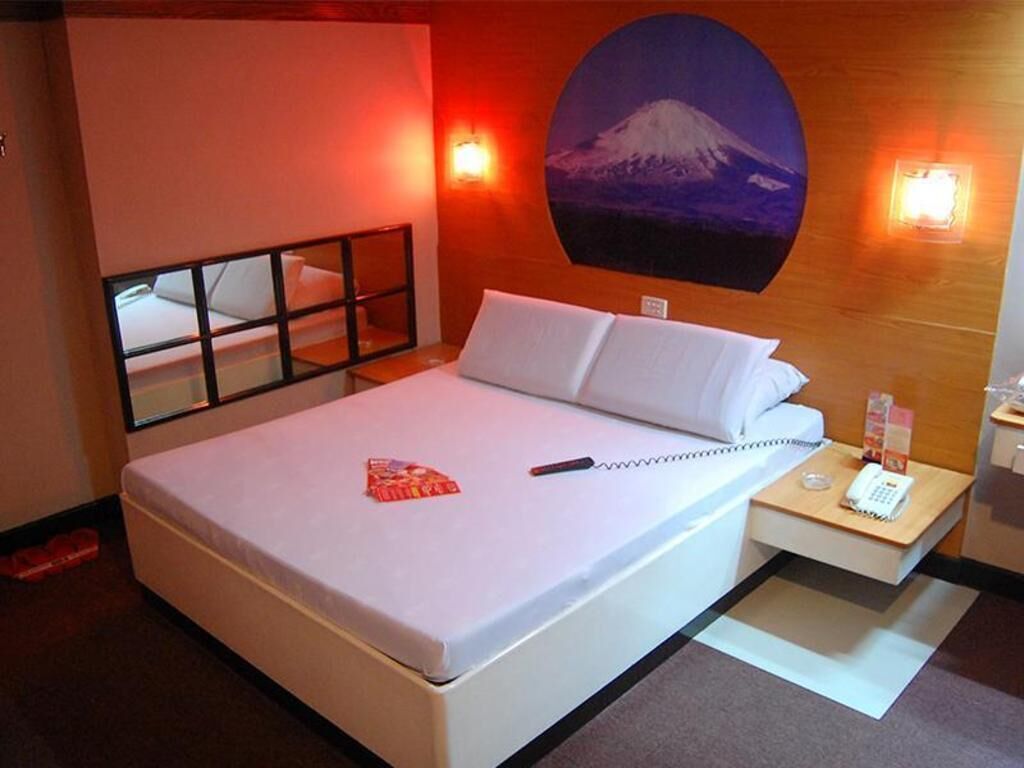 Caja de seguridad en la habitación, escritorio y wifi gratis 