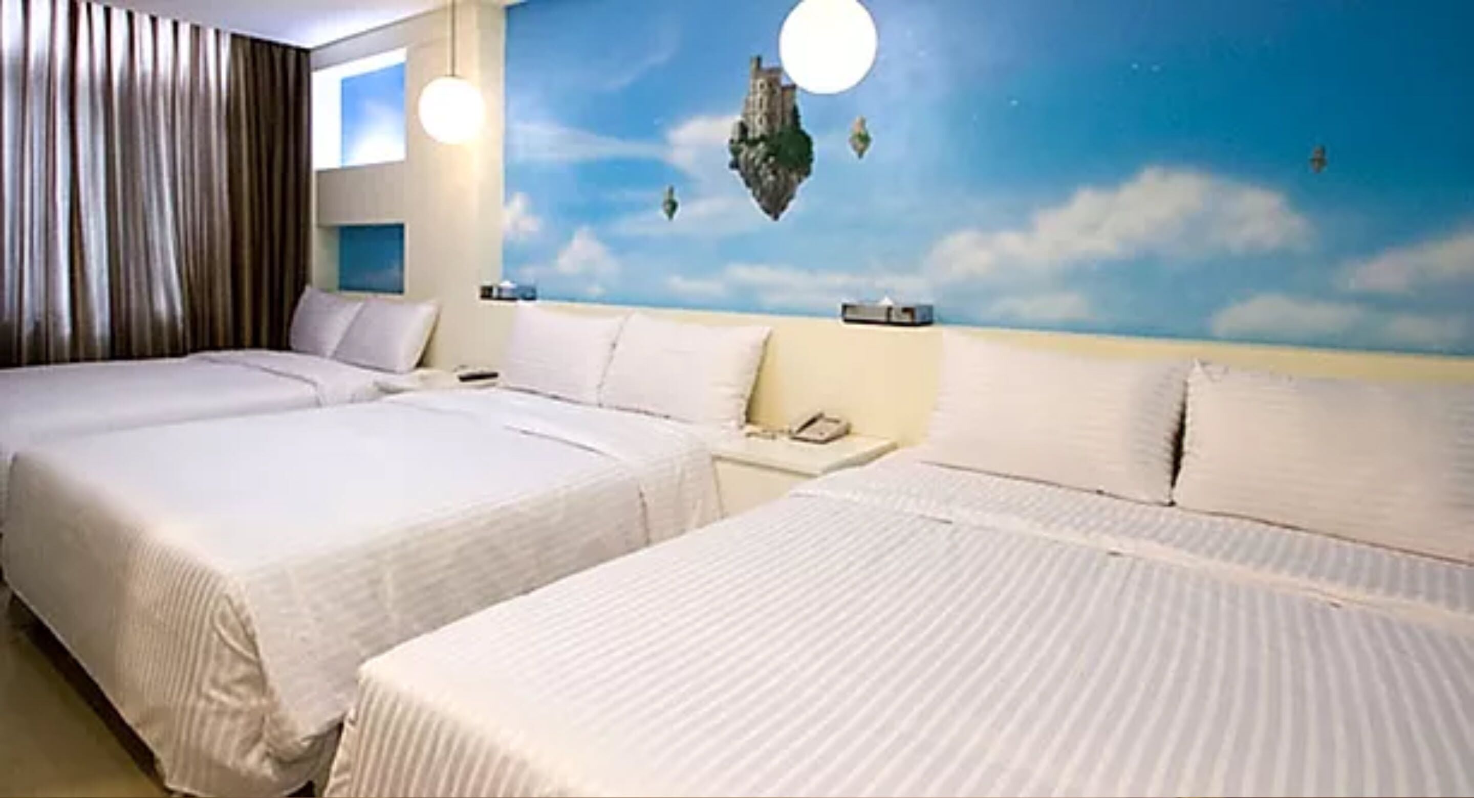 Family Room | Free WiFi