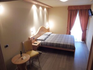 Standard Double or Twin Room, Balcony | In-room safe, free WiFi