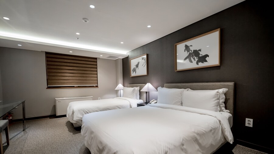 Oriens Hotel & Residences