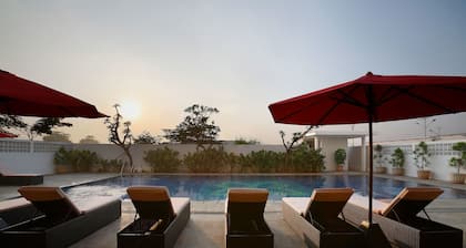 BATIQA Hotel & Apartments Karawang