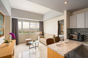 Lake view - BATIQA Hotel & Apartments Karawang (Karawang)