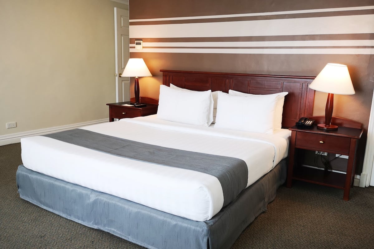 Two Bedroom Suite | Premium bedding, in-room safe, desk, laptop workspace