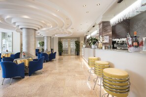 Lobby lounge - Hotel Losanna Gabicce Mare (Gabicce Mare)