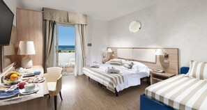 Standard Triple Room, Sea View | Minibar, in-room safe, desk, free WiFi - Hotel Losanna Gabicce Mare (Gabicce Mare)