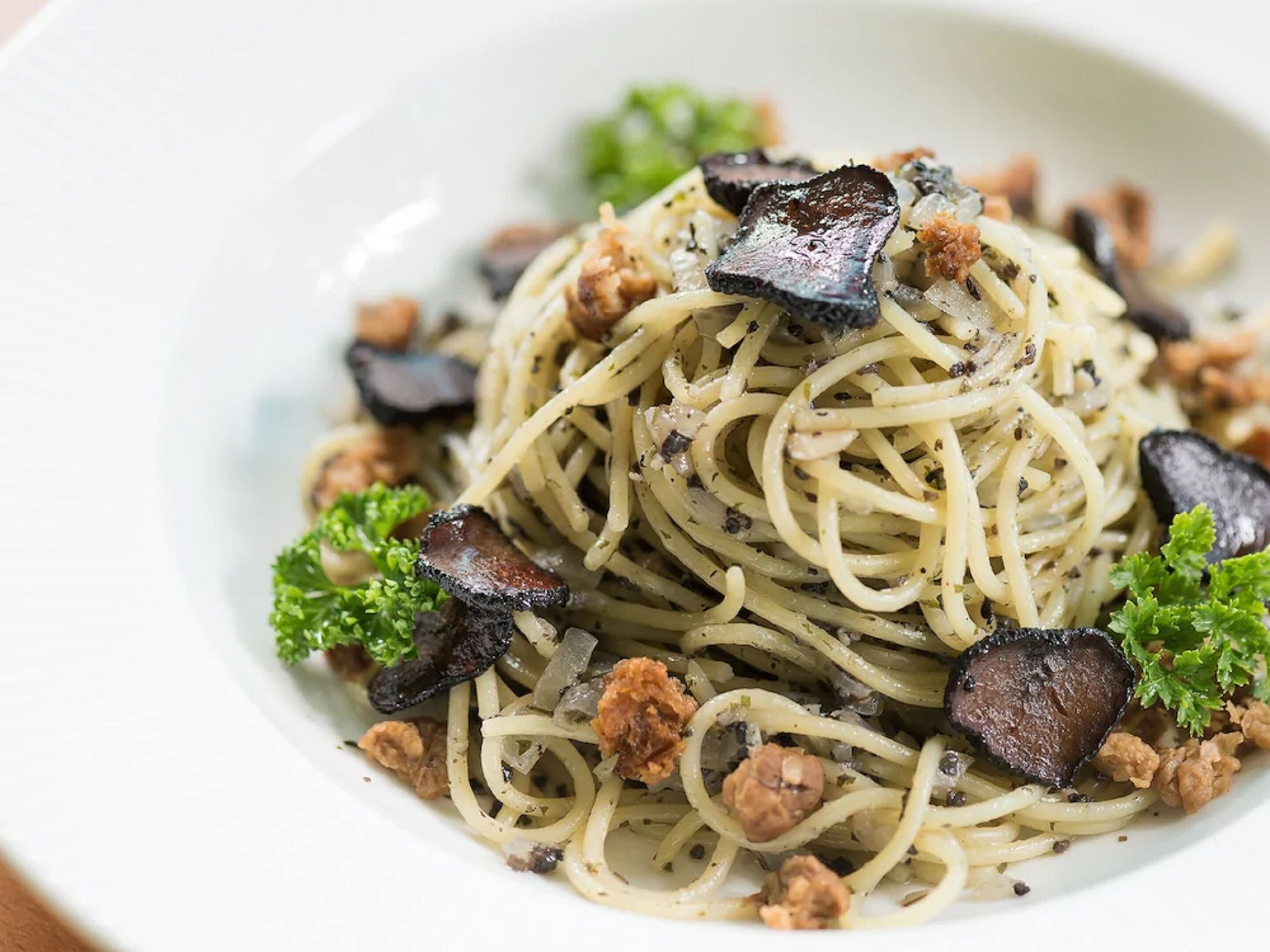 breakfast and lunch served